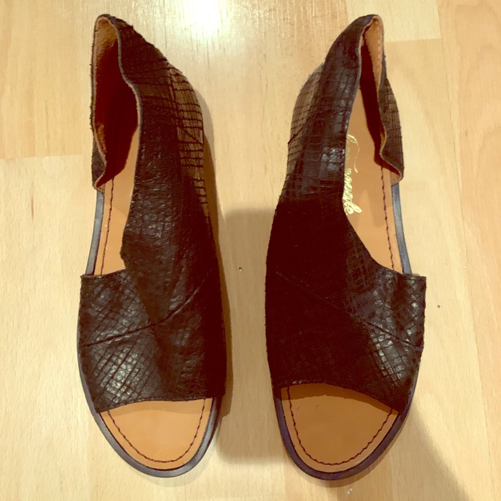 NWOT Free People Mont Blanc Sandals